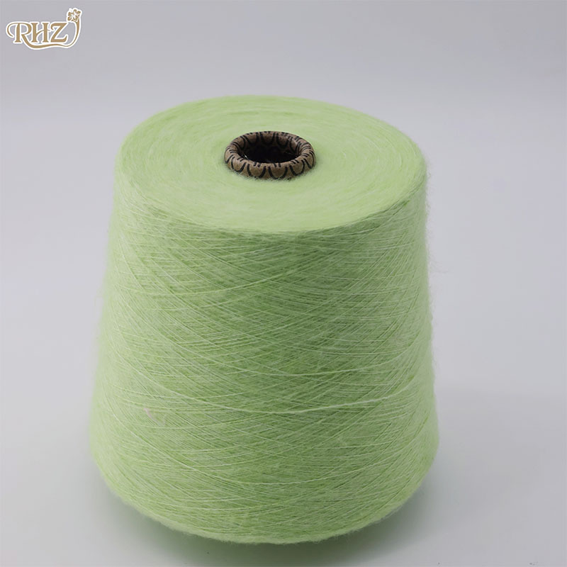 Hilo cepillado suave verde